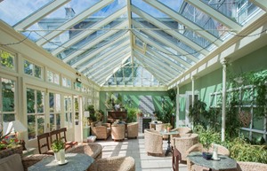 Resized Rosaleague Manor conservatory